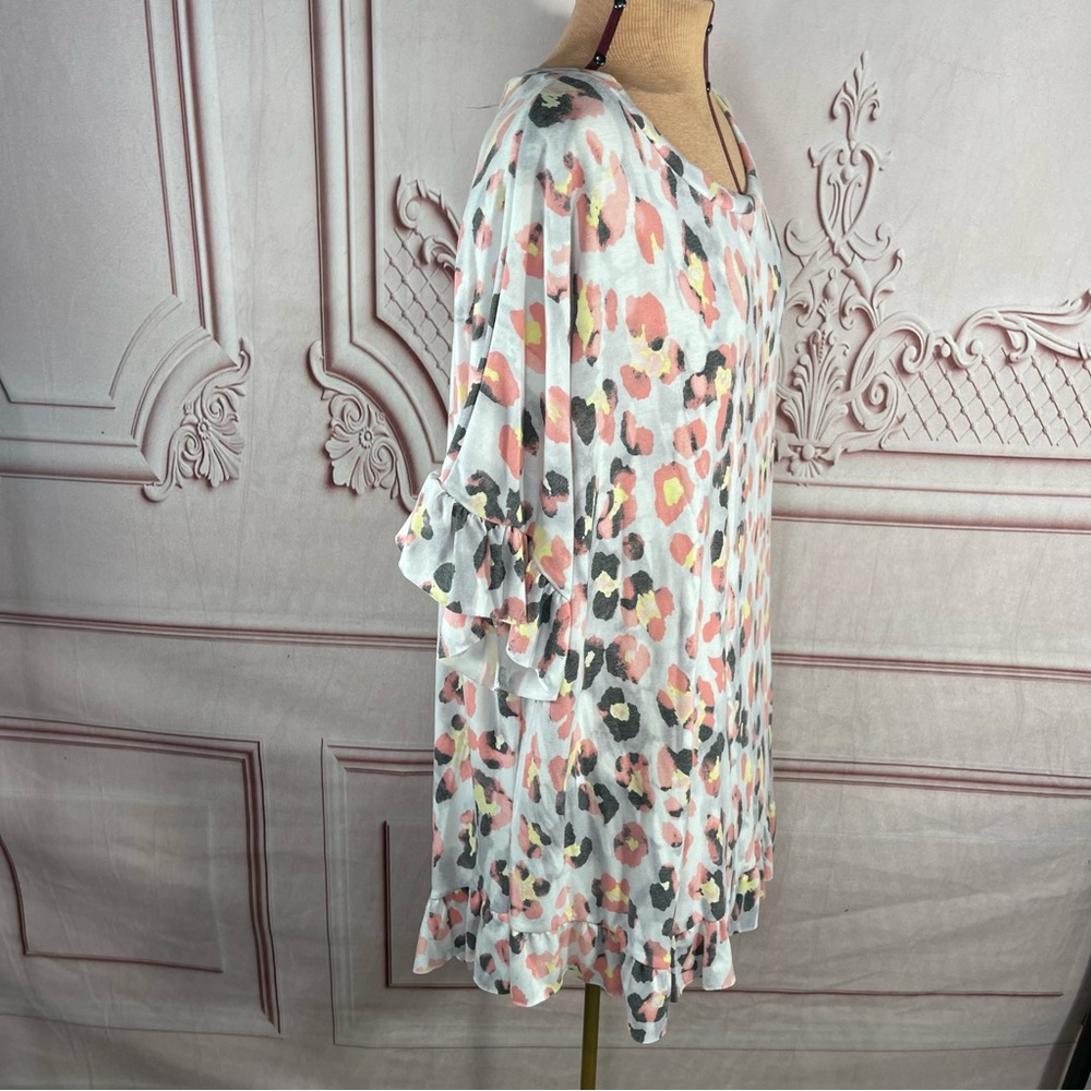 NWT Glitzy Girlz Under the Sun Coral Watercolor Leopard Print Top 3XL - Picture 10 of 10